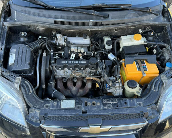 Черный Шевроле Авео, объемом двигателя 1.5 л и пробегом 190 тыс. км за 3350 $, фото 19 на Automoto.ua