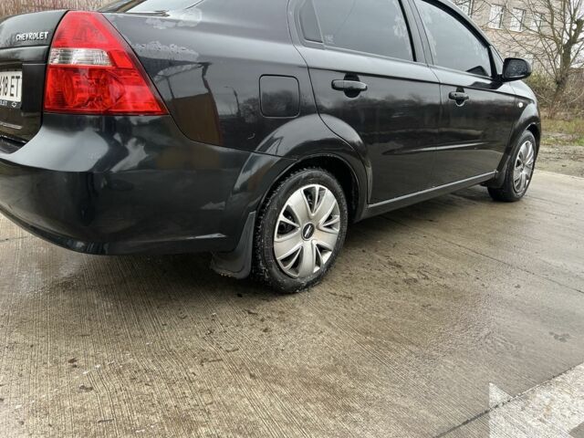 Черный Шевроле Авео, объемом двигателя 1.5 л и пробегом 210 тыс. км за 3200 $, фото 5 на Automoto.ua