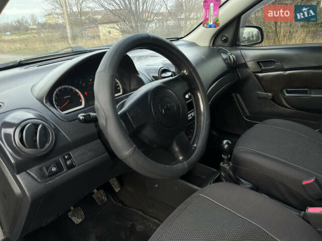 Черный Шевроле Авео, объемом двигателя 1.5 л и пробегом 250 тыс. км за 3350 $, фото 9 на Automoto.ua