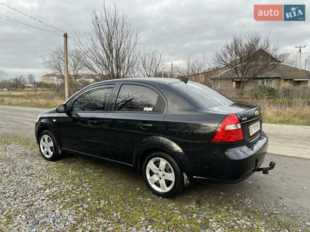 Черный Шевроле Авео, объемом двигателя 1.5 л и пробегом 250 тыс. км за 3350 $, фото 5 на Automoto.ua