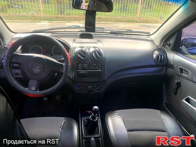 Черный Шевроле Авео, объемом двигателя 1.5 л и пробегом 180 тыс. км за 2850 $, фото 4 на Automoto.ua