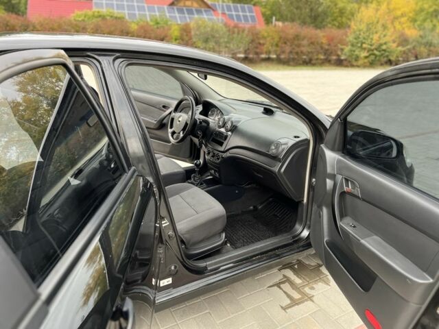 Шевроле Авео 2008 в Полтаве на Automoto.ua Черный Шевроле Авео, объемом двигателя 1.5 л и пробегом 180 тыс. км за 3600 $, фото 19 на Automoto.ua