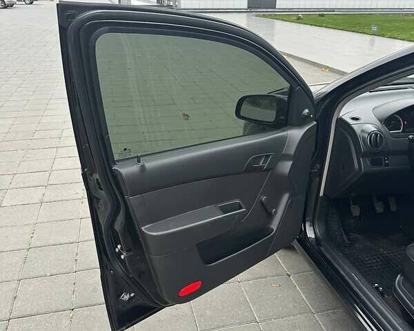 Черный Шевроле Авео, объемом двигателя 1.5 л и пробегом 60 тыс. км за 6500 $, фото 12 на Automoto.ua