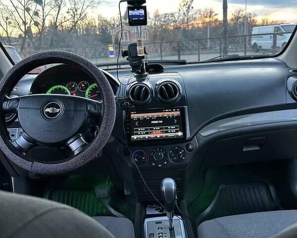 Черный Шевроле Авео, объемом двигателя 1.5 л и пробегом 195 тыс. км за 4500 $, фото 3 на Automoto.ua