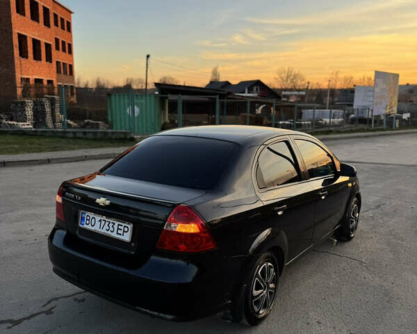 Черный Шевроле Авео, объемом двигателя 1.5 л и пробегом 250 тыс. км за 3550 $, фото 3 на Automoto.ua