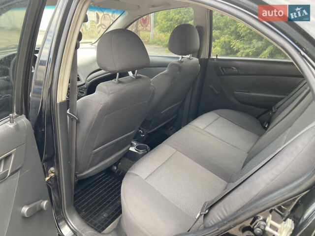 Черный Шевроле Авео, объемом двигателя 1.5 л и пробегом 100 тыс. км за 3700 $, фото 9 на Automoto.ua