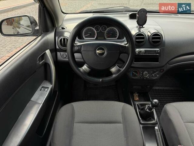 Черный Шевроле Авео, объемом двигателя 1.5 л и пробегом 173 тыс. км за 3300 $, фото 8 на Automoto.ua