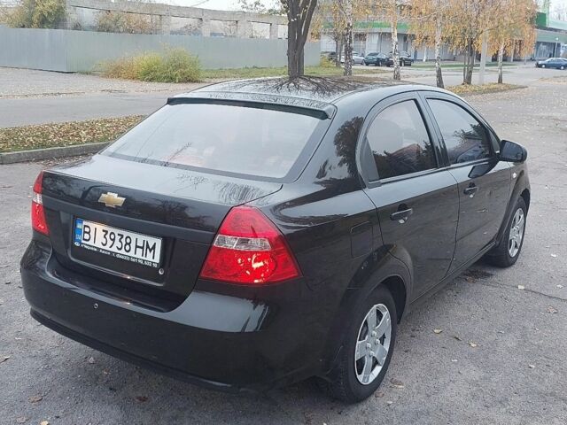 Черный Шевроле Авео, объемом двигателя 1.5 л и пробегом 196 тыс. км за 3800 $, фото 1 на Automoto.ua