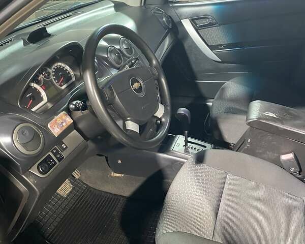 Черный Шевроле Авео, объемом двигателя 1.5 л и пробегом 145 тыс. км за 5000 $, фото 7 на Automoto.ua