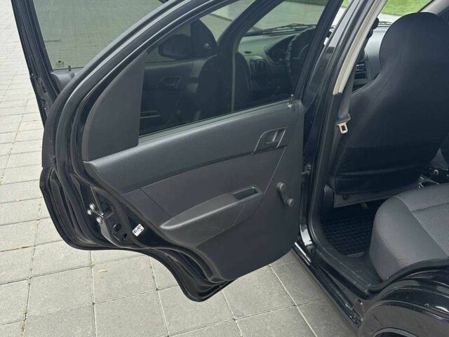 Черный Шевроле Авео, объемом двигателя 1.5 л и пробегом 60 тыс. км за 6500 $, фото 11 на Automoto.ua