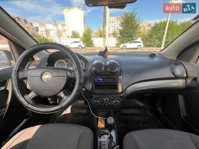 Черный Шевроле Авео, объемом двигателя 1.5 л и пробегом 221 тыс. км за 4000 $, фото 17 на Automoto.ua