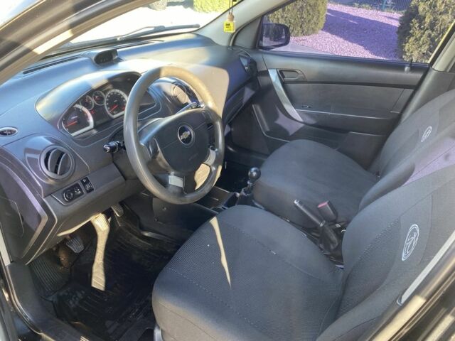 Черный Шевроле Авео, объемом двигателя 1.5 л и пробегом 200 тыс. км за 2500 $, фото 16 на Automoto.ua