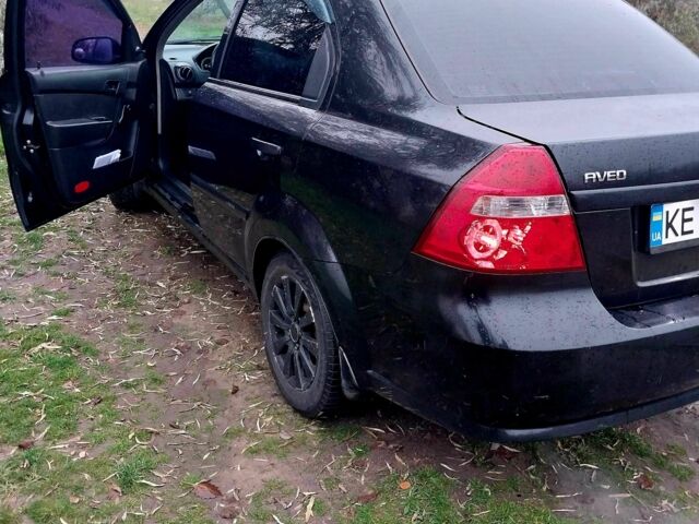 Черный Шевроле Авео, объемом двигателя 1.5 л и пробегом 218 тыс. км за 4000 $, фото 5 на Automoto.ua