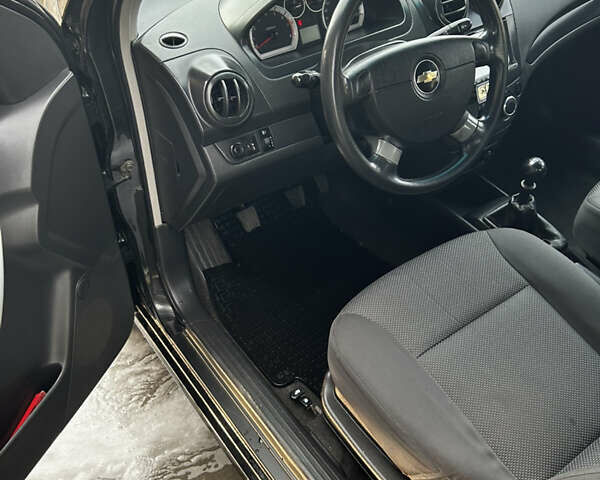 Черный Шевроле Авео, объемом двигателя 1.5 л и пробегом 145 тыс. км за 4200 $, фото 15 на Automoto.ua