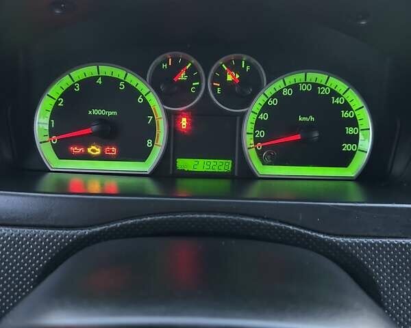 Черный Шевроле Авео, объемом двигателя 1.5 л и пробегом 195 тыс. км за 4500 $, фото 10 на Automoto.ua