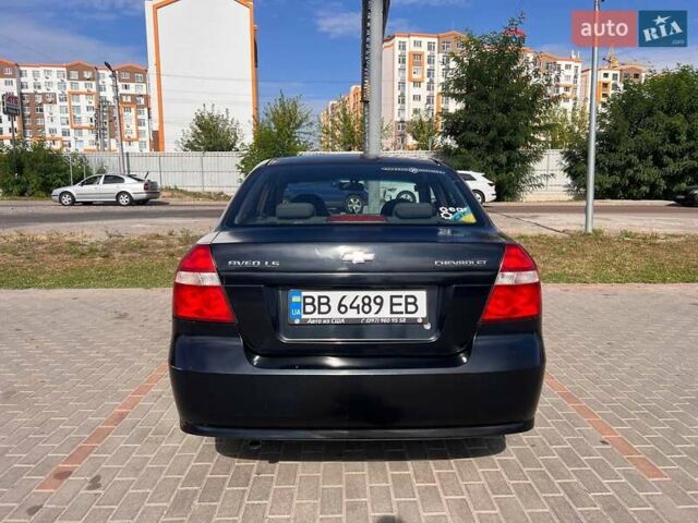 Черный Шевроле Авео, объемом двигателя 1.5 л и пробегом 221 тыс. км за 4000 $, фото 3 на Automoto.ua