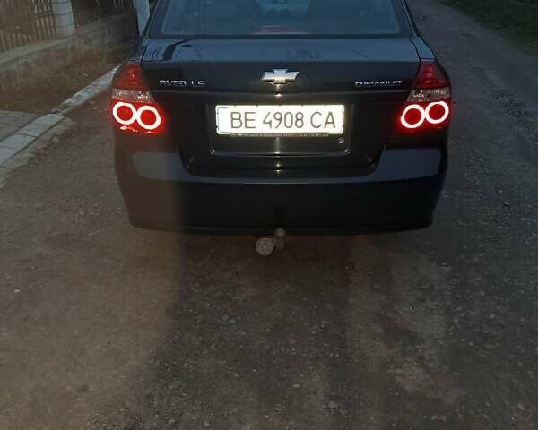 Черный Шевроле Авео, объемом двигателя 1.5 л и пробегом 272 тыс. км за 3700 $, фото 1 на Automoto.ua