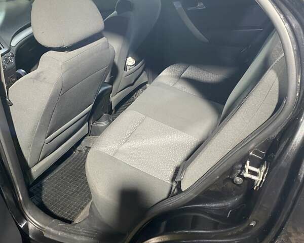 Черный Шевроле Авео, объемом двигателя 1.5 л и пробегом 145 тыс. км за 5000 $, фото 5 на Automoto.ua