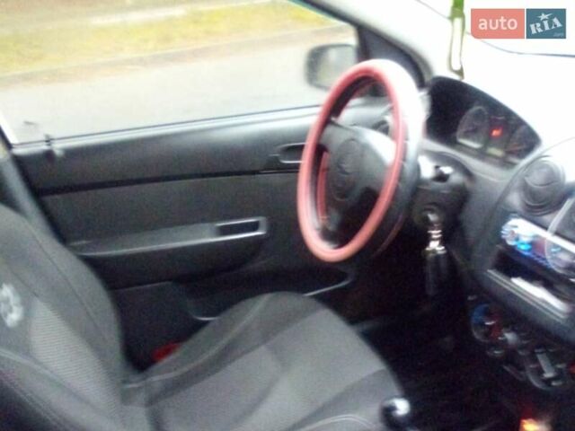 Черный Шевроле Авео, объемом двигателя 1.5 л и пробегом 335 тыс. км за 3400 $, фото 4 на Automoto.ua