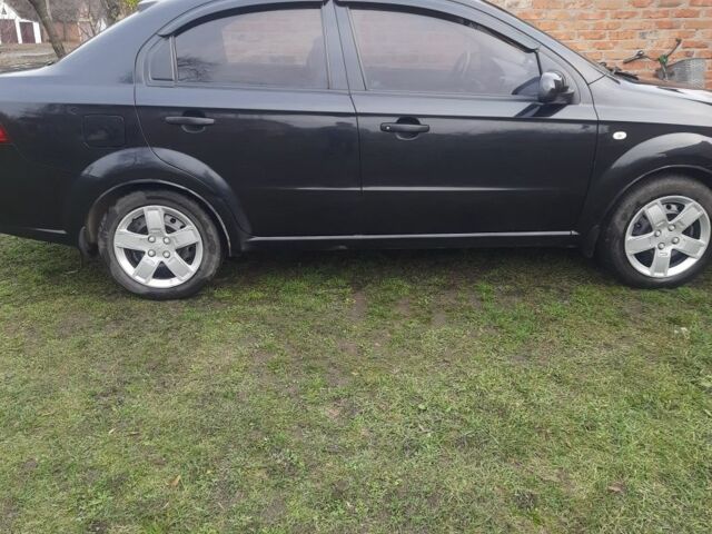 Черный Шевроле Авео, объемом двигателя 1.5 л и пробегом 82 тыс. км за 4500 $, фото 2 на Automoto.ua