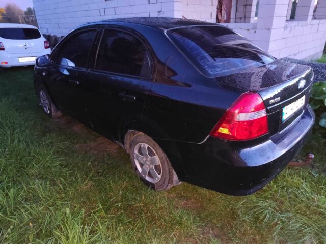 Черный Шевроле Авео, объемом двигателя 1.5 л и пробегом 370 тыс. км за 2800 $, фото 4 на Automoto.ua