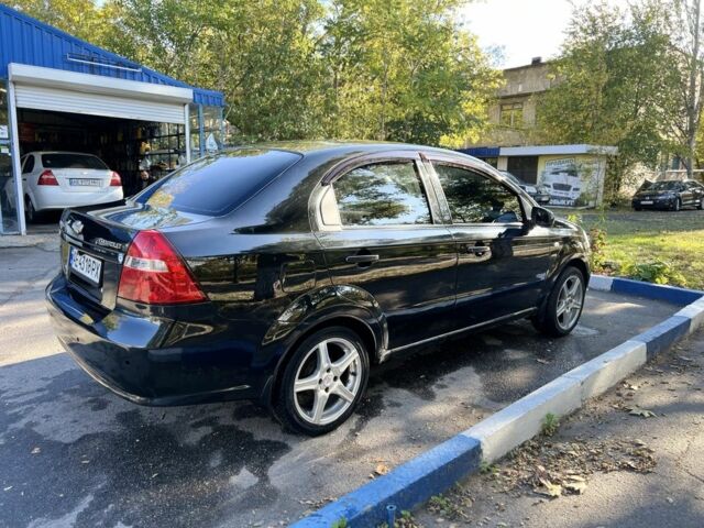 Черный Шевроле Авео, объемом двигателя 1.5 л и пробегом 250 тыс. км за 4100 $, фото 1 на Automoto.ua