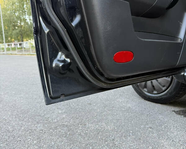 Черный Шевроле Авео, объемом двигателя 1.5 л и пробегом 300 тыс. км за 3700 $, фото 10 на Automoto.ua