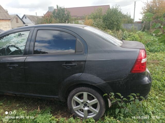 Черный Шевроле Авео, объемом двигателя 1.5 л и пробегом 270 тыс. км за 1500 $, фото 1 на Automoto.ua