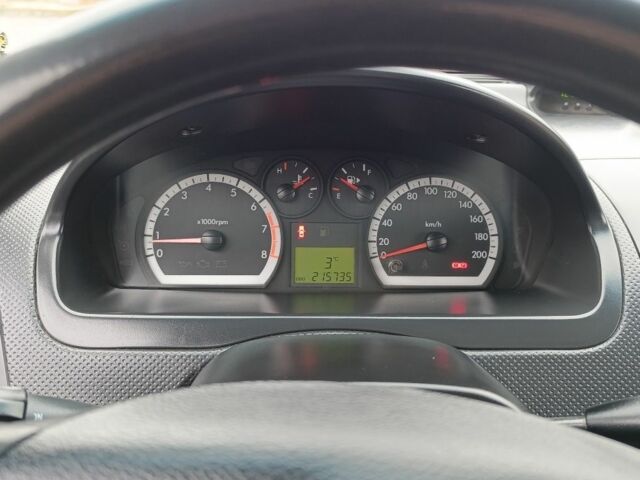 Черный Шевроле Авео, объемом двигателя 1.5 л и пробегом 216 тыс. км за 4000 $, фото 6 на Automoto.ua