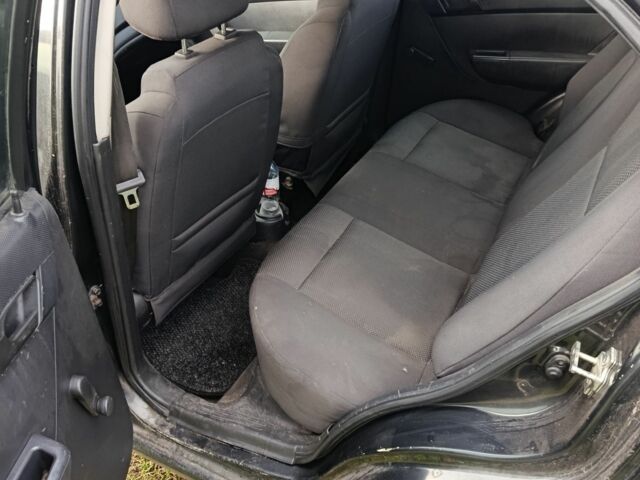 Черный Шевроле Авео, объемом двигателя 1.5 л и пробегом 234 тыс. км за 3000 $, фото 2 на Automoto.ua