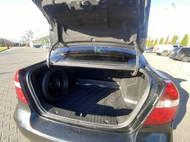 Черный Шевроле Авео, объемом двигателя 1.5 л и пробегом 200 тыс. км за 2500 $, фото 12 на Automoto.ua