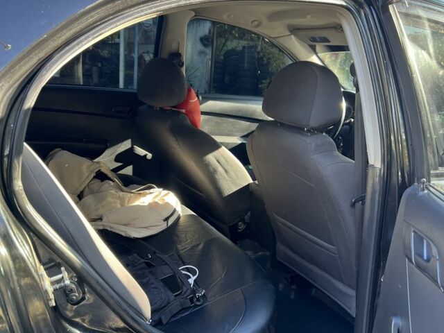 Черный Шевроле Авео, объемом двигателя 1.5 л и пробегом 250 тыс. км за 4100 $, фото 7 на Automoto.ua