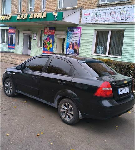 Черный Шевроле Авео, объемом двигателя 1.5 л и пробегом 512 тыс. км за 2800 $, фото 4 на Automoto.ua