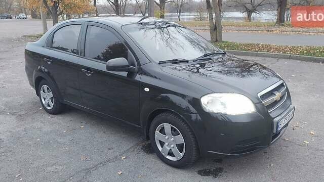 Черный Шевроле Авео, объемом двигателя 1.5 л и пробегом 196 тыс. км за 3800 $, фото 10 на Automoto.ua