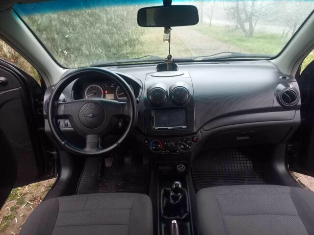 Черный Шевроле Авео, объемом двигателя 1.5 л и пробегом 218 тыс. км за 4000 $, фото 10 на Automoto.ua