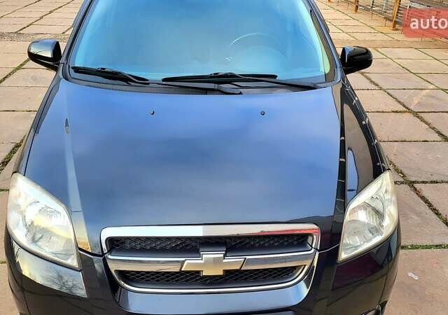 Черный Шевроле Авео, объемом двигателя 1.5 л и пробегом 90 тыс. км за 5100 $, фото 3 на Automoto.ua
