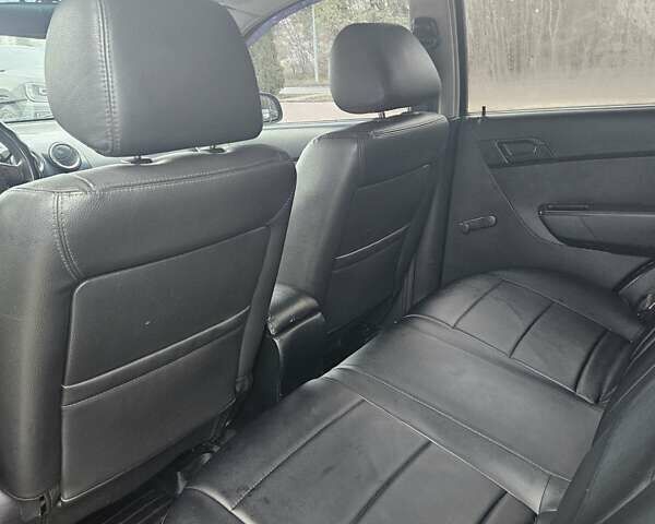 Черный Шевроле Авео, объемом двигателя 1.5 л и пробегом 76 тыс. км за 5000 $, фото 11 на Automoto.ua