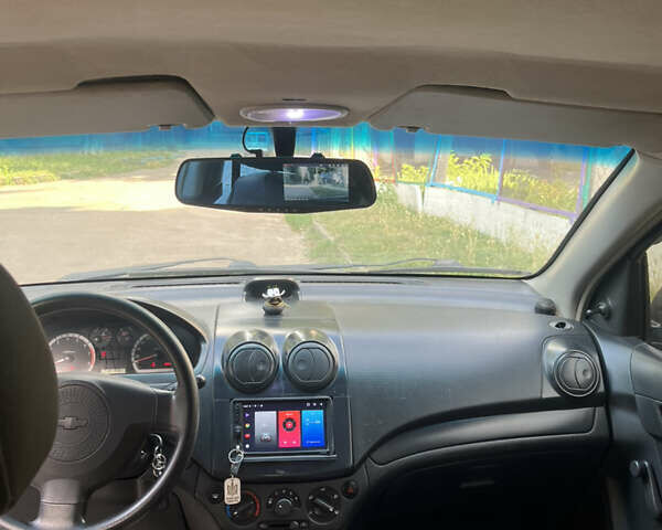 Черный Шевроле Авео, объемом двигателя 1.5 л и пробегом 280 тыс. км за 3500 $, фото 5 на Automoto.ua