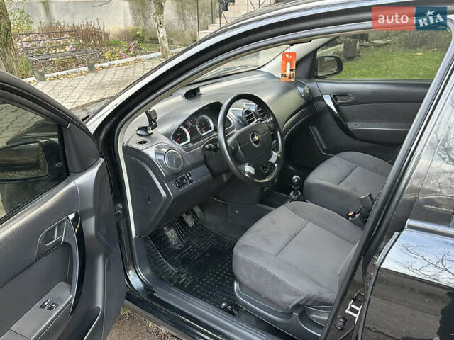 Чорний Шевроле Авео, об'ємом двигуна 1.5 л та пробігом 269 тис. км за 3750 $, фото 10 на Automoto.ua