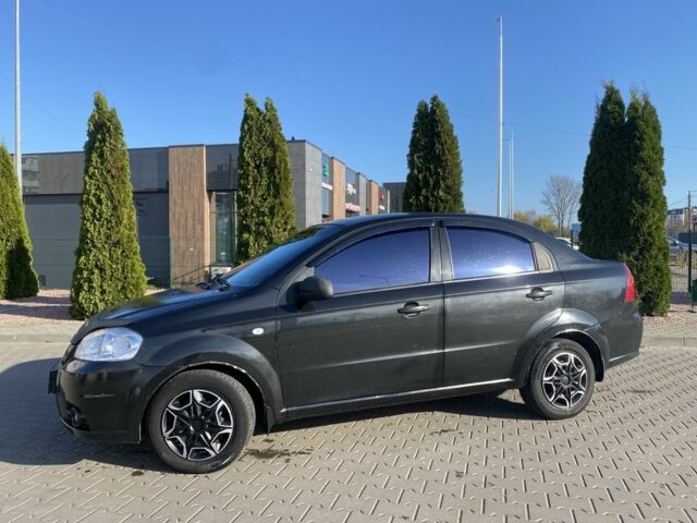 Черный Шевроле Авео, объемом двигателя 1.5 л и пробегом 200 тыс. км за 2500 $, фото 6 на Automoto.ua
