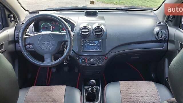Черный Шевроле Авео, объемом двигателя 1.5 л и пробегом 196 тыс. км за 4000 $, фото 7 на Automoto.ua