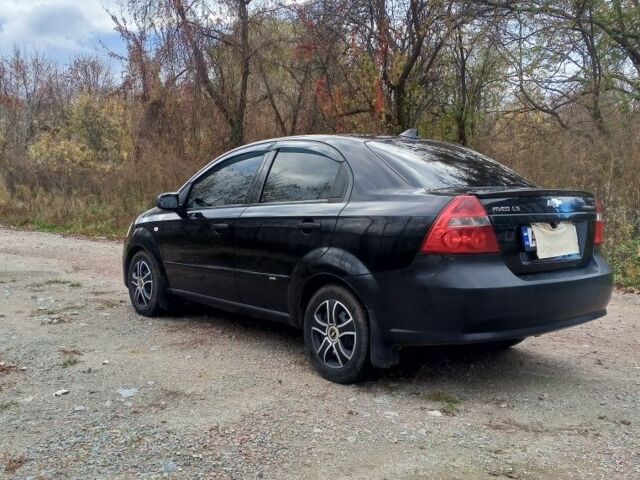 Чорний Шевроле Авео, об'ємом двигуна 1.5 л та пробігом 273 тис. км за 2960 $, фото 12 на Automoto.ua