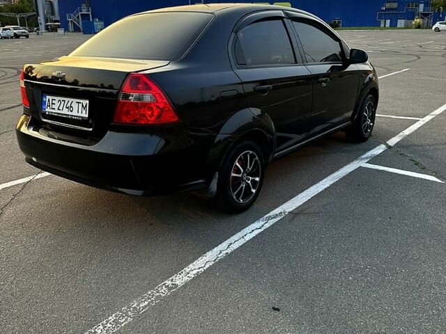 Черный Шевроле Авео, объемом двигателя 1.5 л и пробегом 160 тыс. км за 3900 $, фото 4 на Automoto.ua