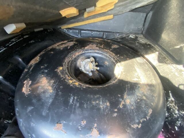 Черный Шевроле Авео, объемом двигателя 1.5 л и пробегом 200 тыс. км за 2500 $, фото 13 на Automoto.ua