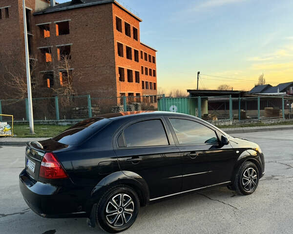 Черный Шевроле Авео, объемом двигателя 1.5 л и пробегом 250 тыс. км за 3550 $, фото 4 на Automoto.ua