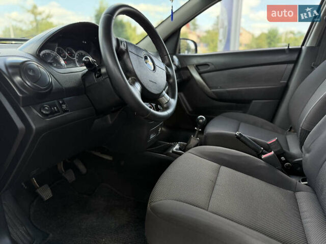 Черный Шевроле Авео, объемом двигателя 1.5 л и пробегом 127 тыс. км за 3899 $, фото 11 на Automoto.ua