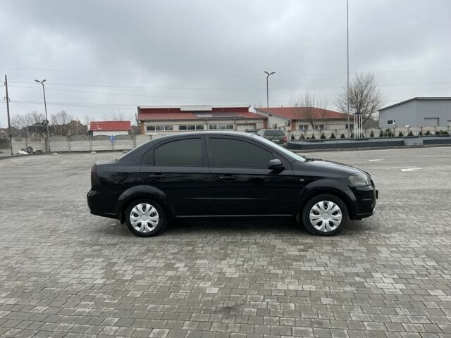 Черный Шевроле Авео, объемом двигателя 1.5 л и пробегом 290 тыс. км за 2999 $, фото 3 на Automoto.ua