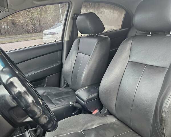 Черный Шевроле Авео, объемом двигателя 1.5 л и пробегом 76 тыс. км за 5000 $, фото 12 на Automoto.ua