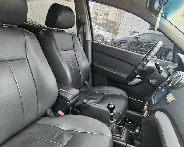 Черный Шевроле Авео, объемом двигателя 1.5 л и пробегом 76 тыс. км за 5000 $, фото 8 на Automoto.ua