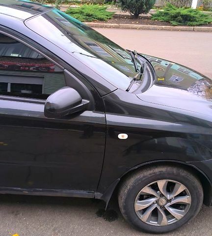 Черный Шевроле Авео, объемом двигателя 1.5 л и пробегом 512 тыс. км за 2800 $, фото 2 на Automoto.ua